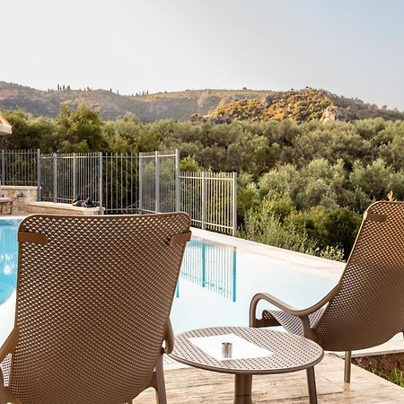 Olympia Zervea Studios With Pool - Apartment Kardhamili Buitenkant foto
