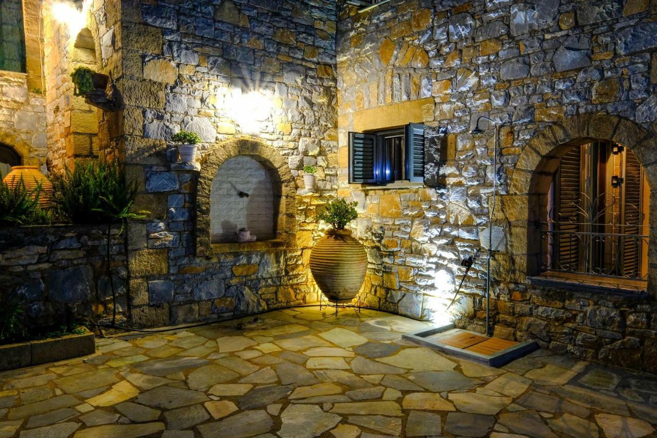 Olympia Zervea Studios With Pool - Apartment Kardhamili Buitenkant foto